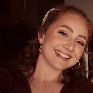 Meet your Posher, Mckenzie